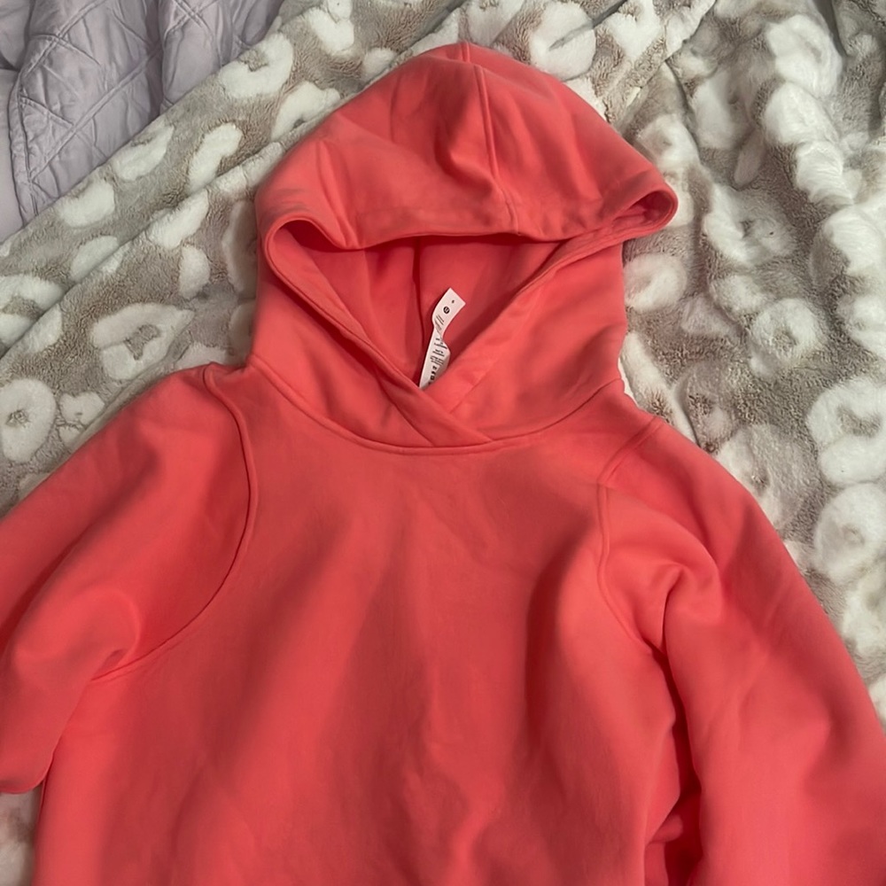 NWT Cropped Loungeful Lululemon Hoodie